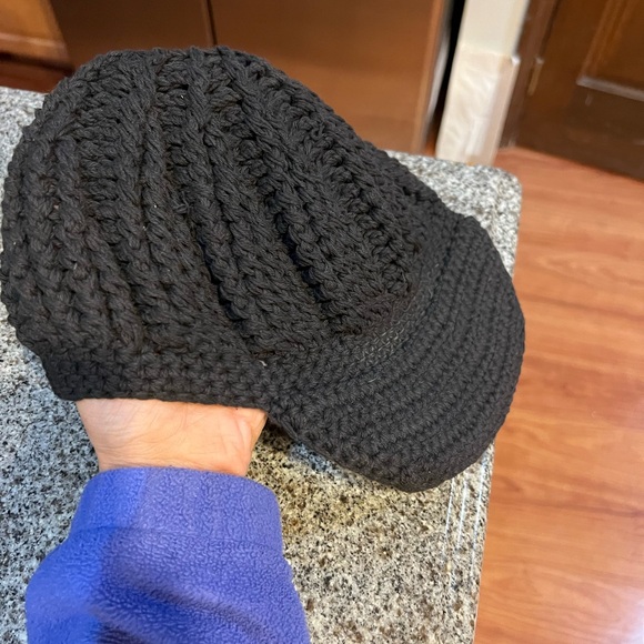 Black knitted thick woven knit hat winter - Picture 14 of 14